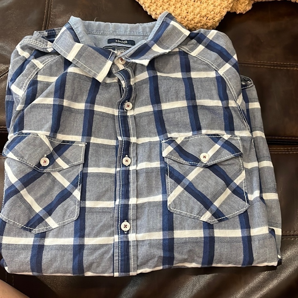 Men’s American Rag CIE shirt